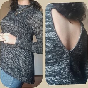 Cute tunic with open back ☆